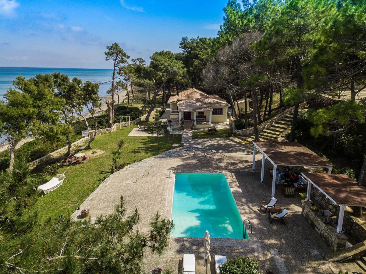 Azzuro Beach House - On The Beach & Private Pool, By Zantewize Vasilikos  Ngoại thất bức ảnh